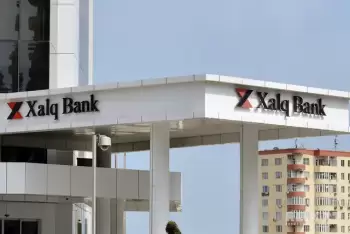 Xalq Bankdan kobud səhv: Azərbaycan bayrağını səhv təsvir etdi - FOTO