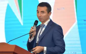 Adnan Əhmədzadənin "Rahat" supermarketində içində qurd olan konfet aşkarlandı - AÇIQLAMA