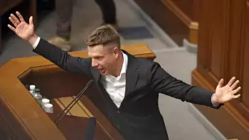 Ukrayna deputatı Trampın 28 bəndlik sülh planını dərc etdib - FOTO