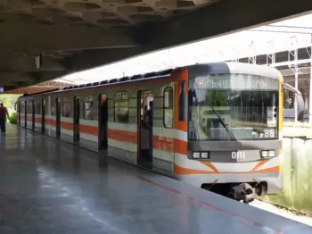 Yerevan metrosunda işıqlar söndü, sərnişinlər boşaldıldı