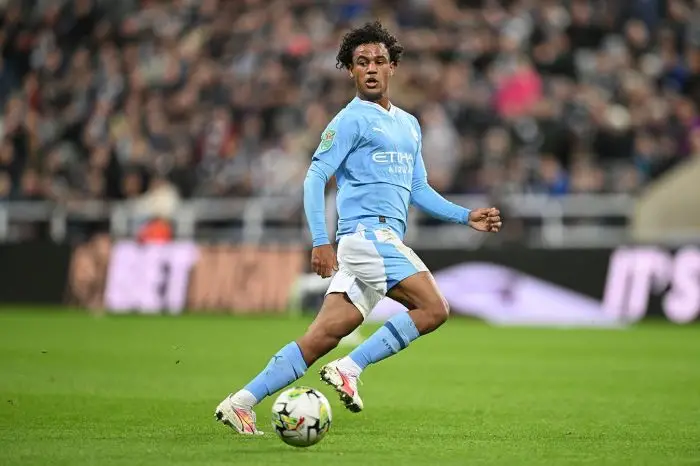 "Mançester Siti" Oskar Bobu satmaq niyyətindədir