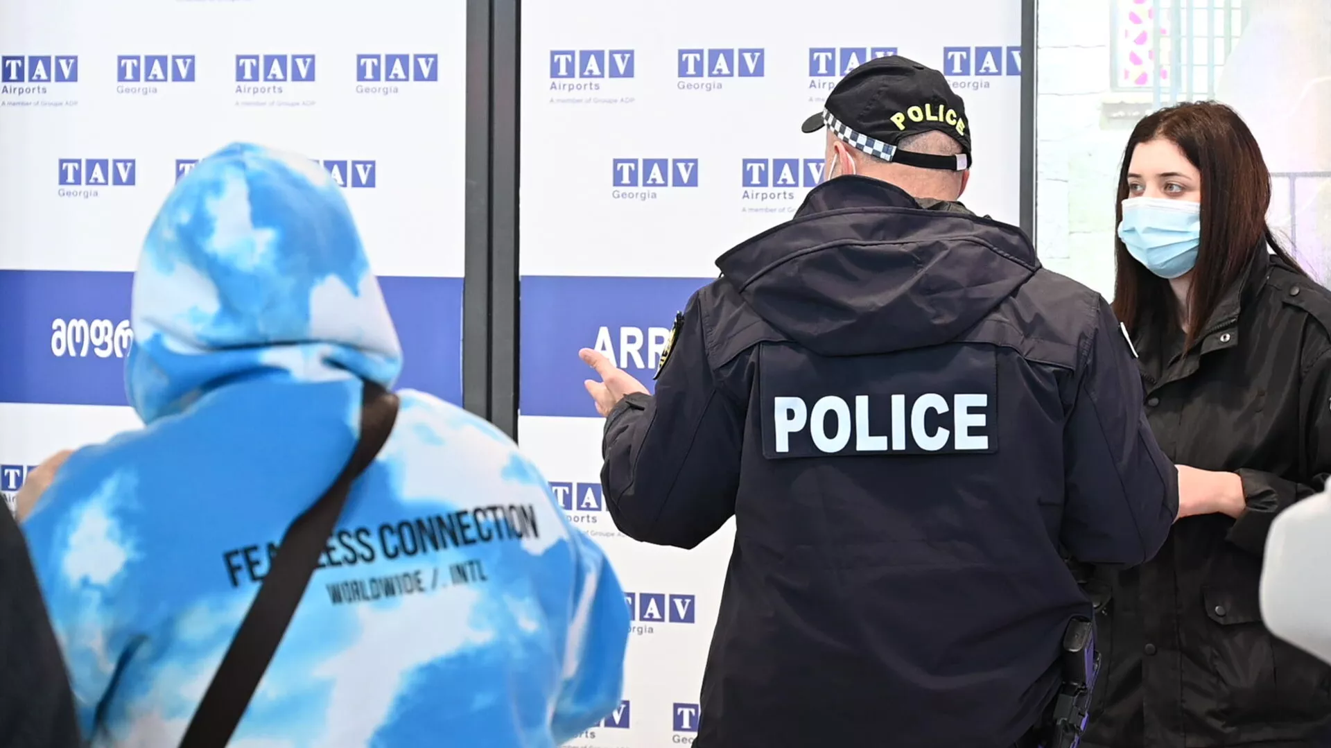 Tbilisi hava limanında iranlı qadın psixotrop maddə gətirdiyinə görə saxlanılıb