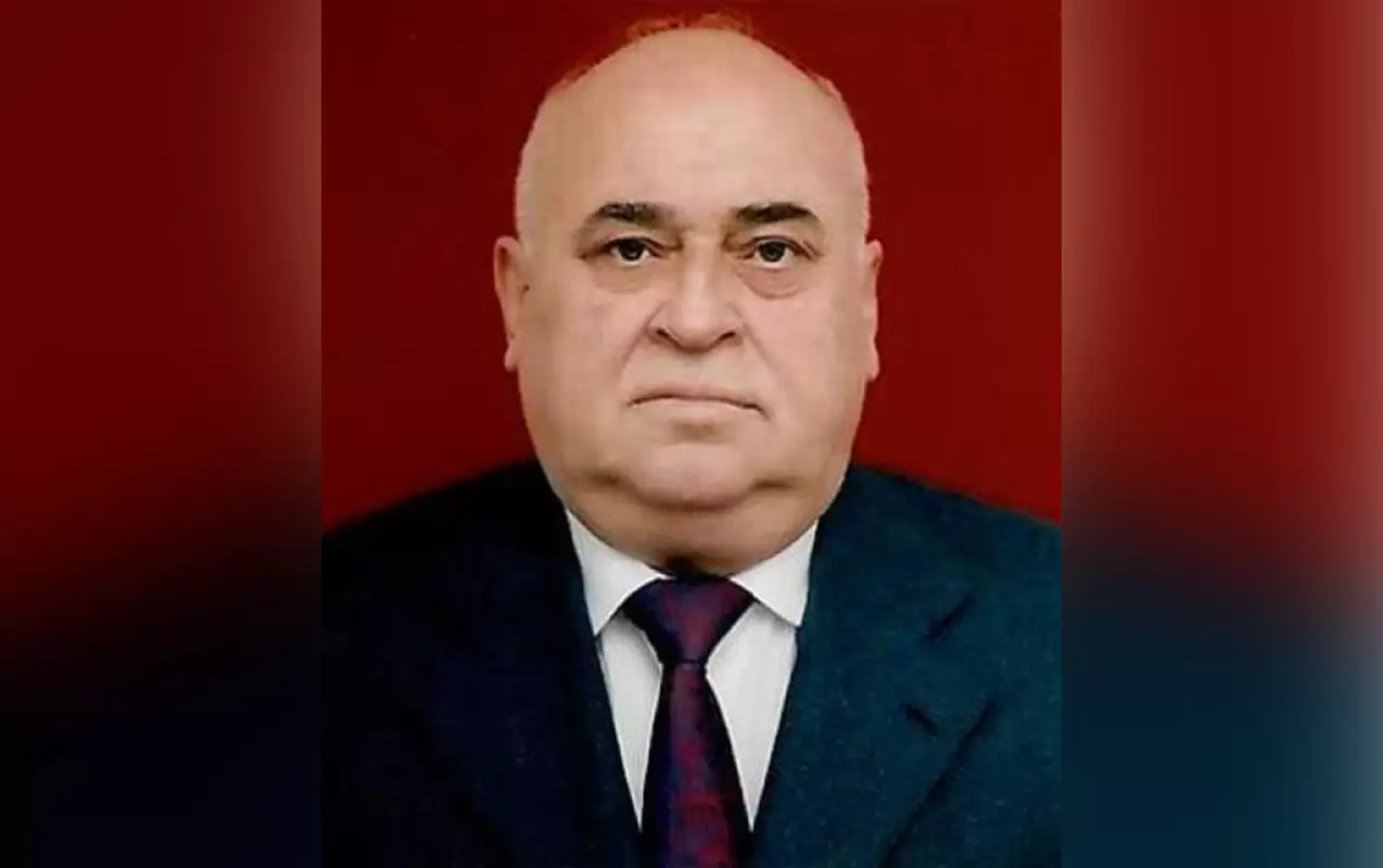 Prezident İlham Əliyev vəfat edən dövlət müşaviri ilə bağlı nekroloq imzalayıb