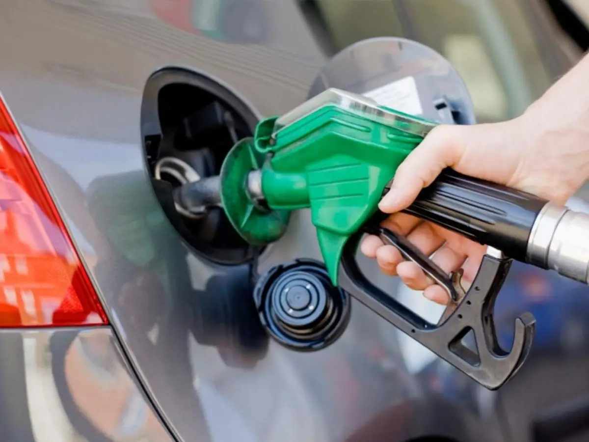 Azərbaycanda "Aİ-92" markalı benzin və dizel bahalaşdı