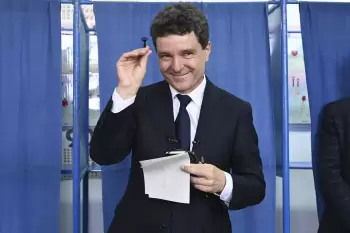 Prezident İlham Əliyev rumıniyalı həmkarını təbrik edib