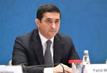 Nazir iki idarə rəisini vəzifəsindən azad etdi