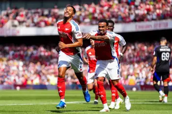 "Arsenal" yarımfinala yüksəlib