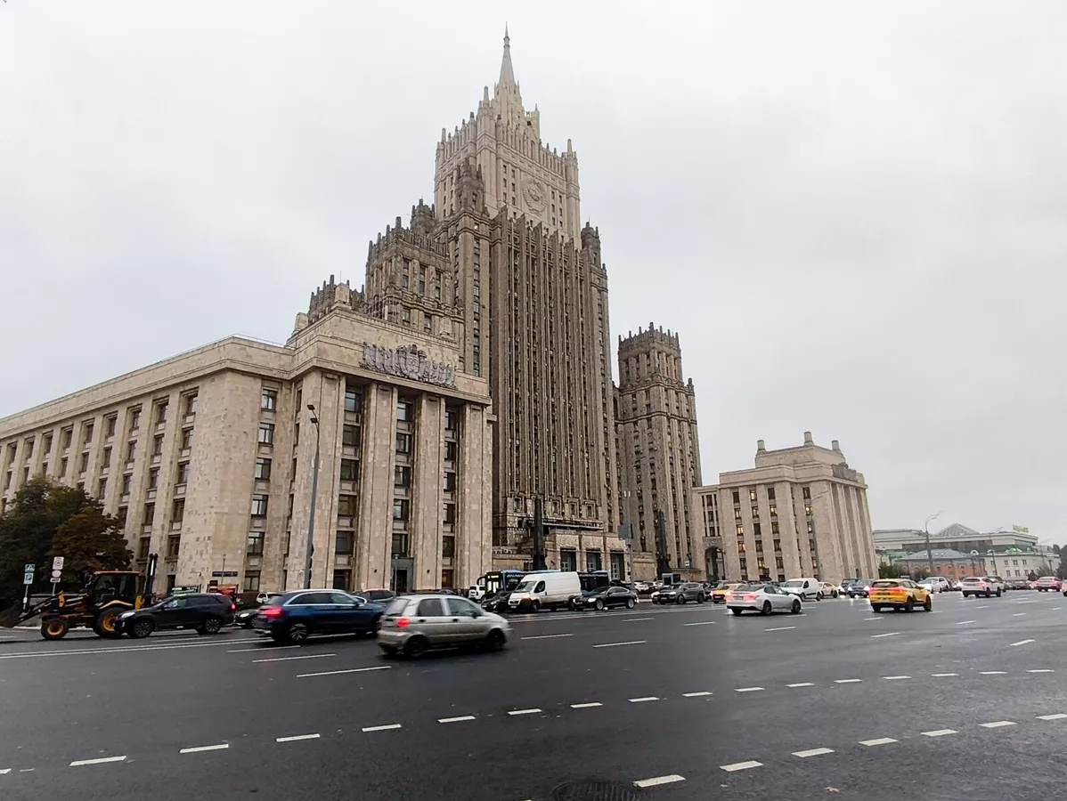 Vaşinqtonun İrana hərbi zərbə endirməklə bağlı təhdidləri tamamilə qəbuledilməzdir – Rusiya XİN