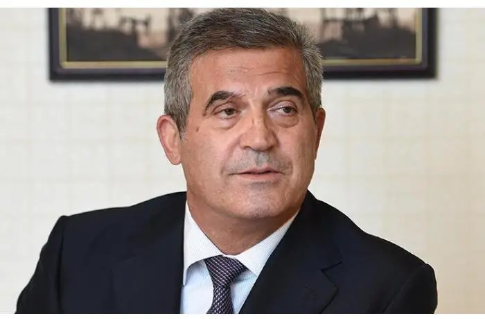 Süleyman Mikayılov vəzifəsində azad edildi