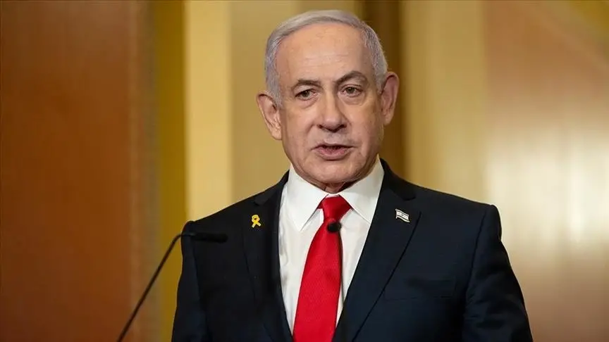 Netanyahu mikrofona ərəb toxunduqdan sonra onun dezinfeksiya edilməsini istəyib