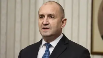 Bolqarıstan prezidenti istefa verdiyini bəyan edib