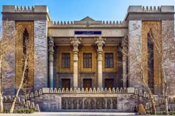 İran XİN-i ölkədəki etirazlar səbəbindən üç Avropa ölkəsinin səfirlərini çağırıb