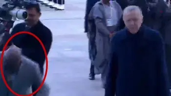 Ərdoğanın rəsmi mərasimlə qarşıladığı Nigeriya Prezidenti Tinubu yıxılıb