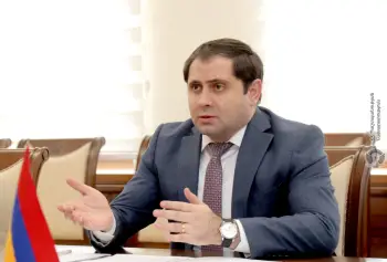 Ermənistan Azərbaycanla silahlanma yarışına girmək niyyətində deyil - Papikyan