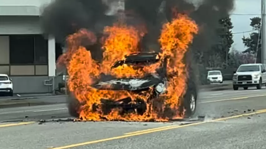 ABŞ-ın İrəvandakı səfirliyinin yaxınlığında avtomobil partlayıb