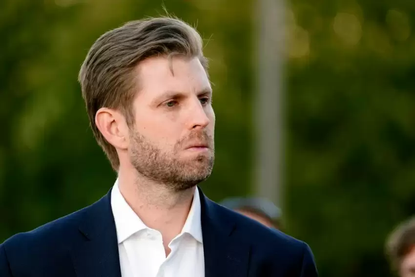 Trampın oğlu hərbi dronların istehsalından gəlir əldə etmək istəyir