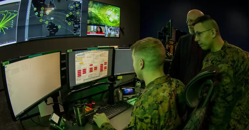 ABŞ kibermüharibə üçün ayrıca silahlı qüvvə növünün yaradılmasını müzakirə edir