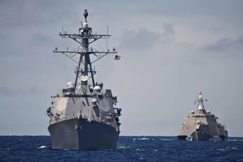 Cənubi Amerikanın sahilləri yaxınlığında iki ABŞ hərbi gəmisi toqquşub – WSJ