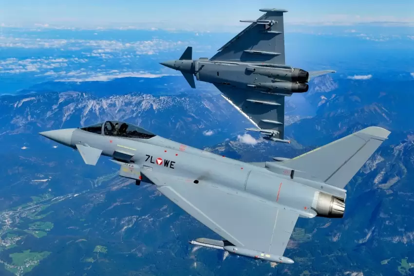 Türkiyə "Eurofighter Typhoon" qırıcılarını üç mənbədən alacaq