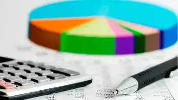 "Güzəştlərdən yararlanan şirkətlərin dövriyyəsi 1 milyard manatı ötüb" - Elmin Məmmədov