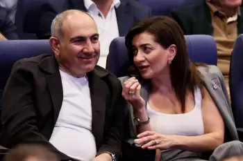 Anna Hakobyan Nikol Paşinyanla ayrıldığını açıqlayıb