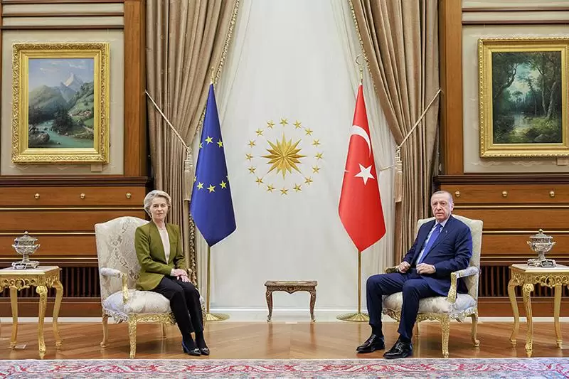 Ərdoğan Avropa İttifaqı Komissiyasının Prezidenti ilə İran hadisələrini müzakirə edib