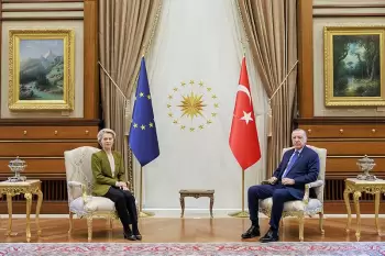 Ərdoğan Avropa İttifaqı Komissiyasının Prezidenti ilə İran hadisələrini müzakirə edib