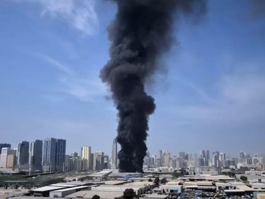 İran Küveytdə neft emalı zavoduna raket zərbəsi endirib