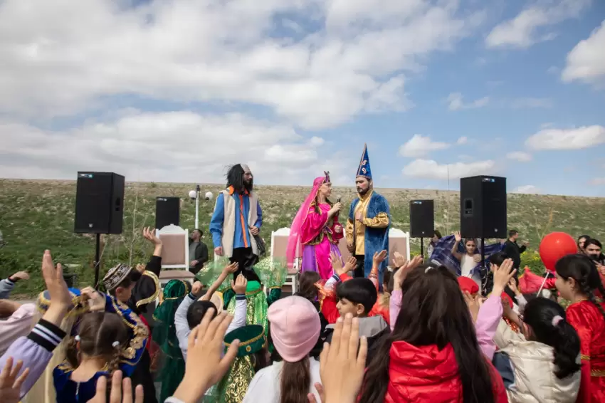 Zəngilan rayonunun Ağalı və yenidən qurulan Məmmədbəyli kəndlərində Novruz festivalı və sərgi-satış yarmarkası keçirilib