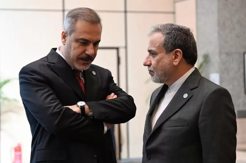 İran və Türkiyənin XİN rəhbərləri ABŞ ilə danışıqlar ətrafında yaranmış vəziyyəti müzakirə ediblər