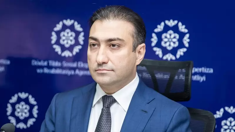 Anar Bayramov daha 5 müşavirini və departament rəhbərini işdən çıxardı
