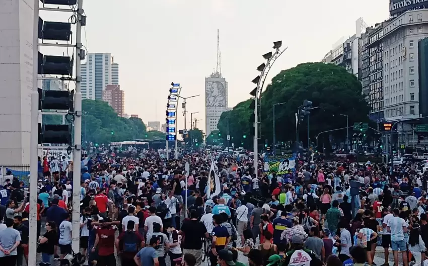 Alimlər: Yer kürəsinin əhalisi planetin daşıma qabiliyyətini aşıb