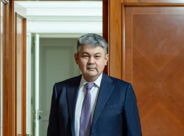 Qazaxıstanın XİN rəhbəri Bakıda İrəvana uçub