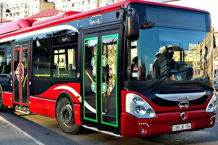 Metronun fəaliyyətinin dayandırılması ilə əlaqədar "BakuBus" xəttə əlavə avobuslar buraxıb