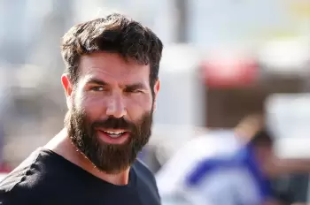 "Poker kralı" Den Bilzerian Konqres seçkilərinə namizədliyini irəli sürür, İsrail onu “bir nömrəli antisemit” adlandırıb