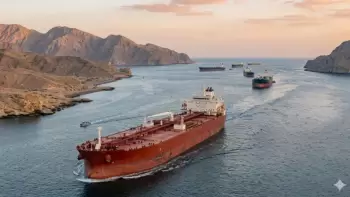 İran Hörmüz boğazına tam nəzarət etdiyini açıqlayıb