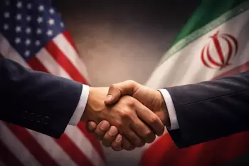 Naderi: "Dəniz blokadası məsələsi həll olunana qədər İranın heç bir danışıq qrupu Pakistana getməyəcək"