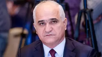 Şahin Mustafayev Ermənistana getdi