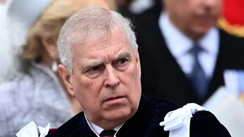 Britaniyanın keçmiş şahzadəsi Endryunun evinin yaxınlığında silahlı şəxs saxlanılıb
