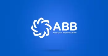 ABB-nin vəzifəli şəxsi qadın müştərini tanışlıq üçün narahat edib