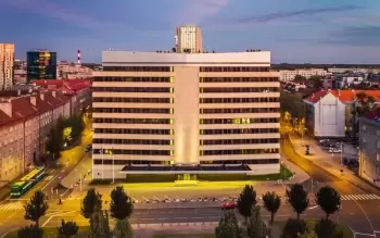 Estoniya Rusiyaya nota verib