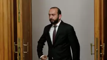 Ermənistan Rusiya ilə birlikdə Gümrü–Qars dəmir yolu hissəsinin tikintisini başa çatdırmağa hazırdır – XİN