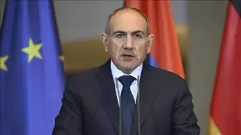 Paşinyan: "2026-cı ilin 9 mayını Ermənistan və Azərbaycan arasında bərqərar olmuş sülh şəraitində qeyd edirik"