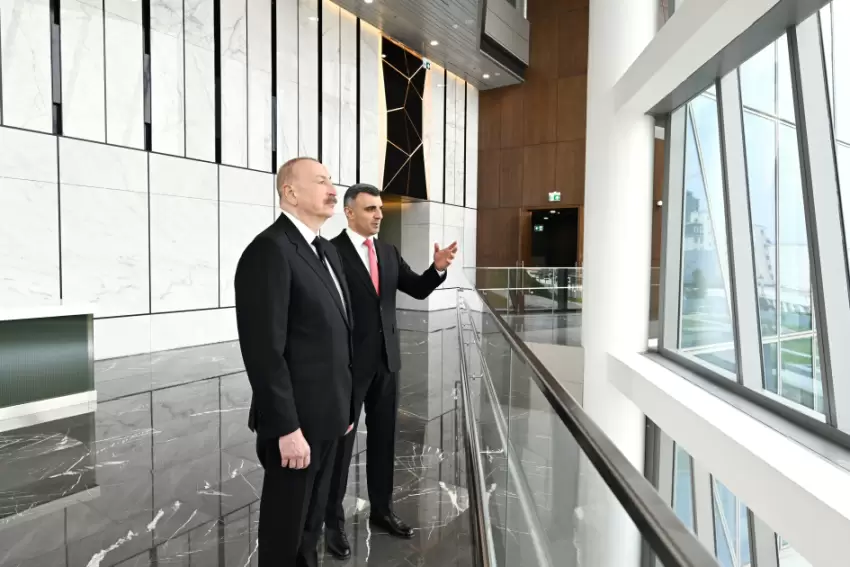 Prezident İlham Əliyev Mərkəzi Bankın yeni binasının açılışında iştirak edib