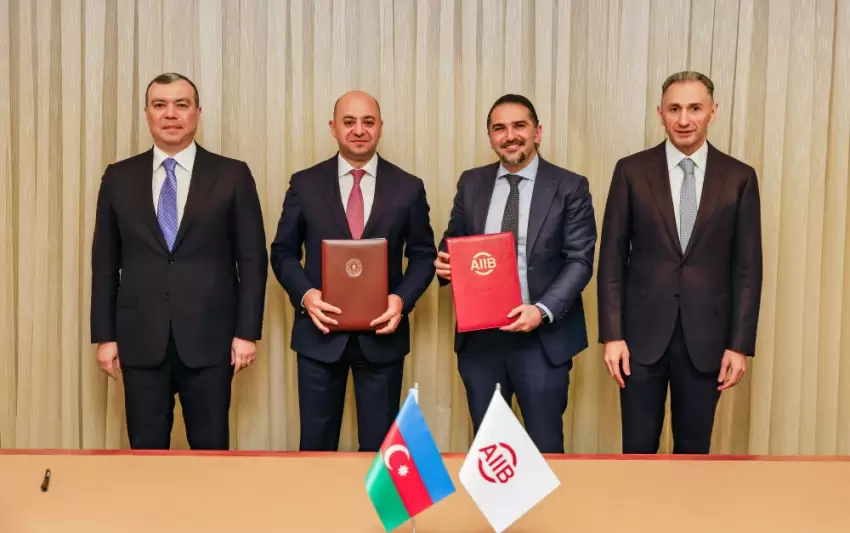 Hökumət "Bakı Metropoliteni" ilə bağlı 180 milyon dollar kredit alıb
