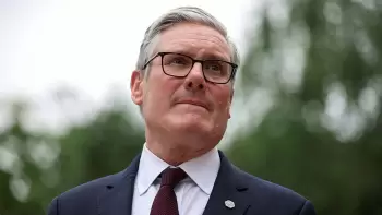 Starmer Böyük Britaniyanın Baş nazir postundan istefa verib