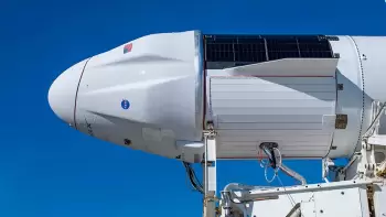 "Cargo Dragon" kosmik gəmisi Beynəlxalq Kosmik Stansiyadan (BKS) ayrılıb