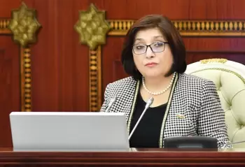 Sahibə Qafarova Əli Xamenei ilə vida mərasimində iştirak üçün İrana gedir
