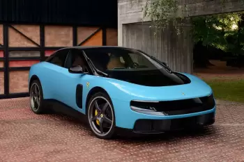 "Ferrari"də "Luce" elektromobilinin debütündən sonra rəhbərlərdən biri dəyişib