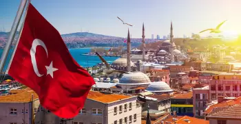 Türkiyə Ukrayna üzrə danışıqlara ev sahibliyi etməyə hazırdır